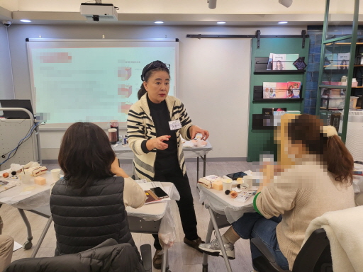 [꾸미기]뷰티산업연구소-2일차_미디어메이크업_12월 10일_윤정민-55998584854.jpg