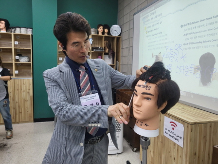 꾸미기_2025뷰산연-바버명장의스타일링_6월8일_김성철-69548169150.jpg