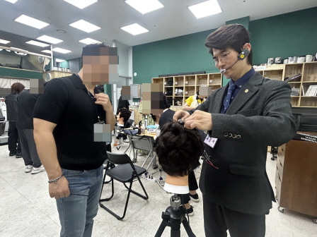 꾸미기_2025뷰산연-바버명장의아이론펌_9월13일_김성철-71924931561.jpg