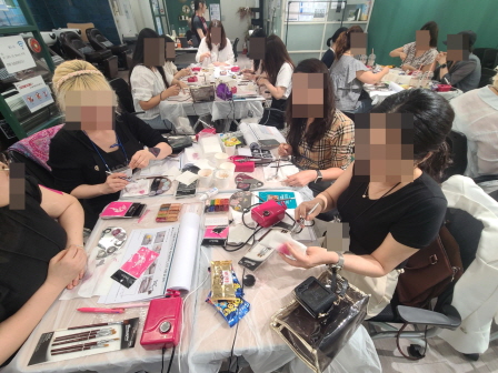 [꾸미기]뷰산연업무밴드-AI활용기반-스킨아트 에어브러시_8월30일_윤정민-80372847782.jpg